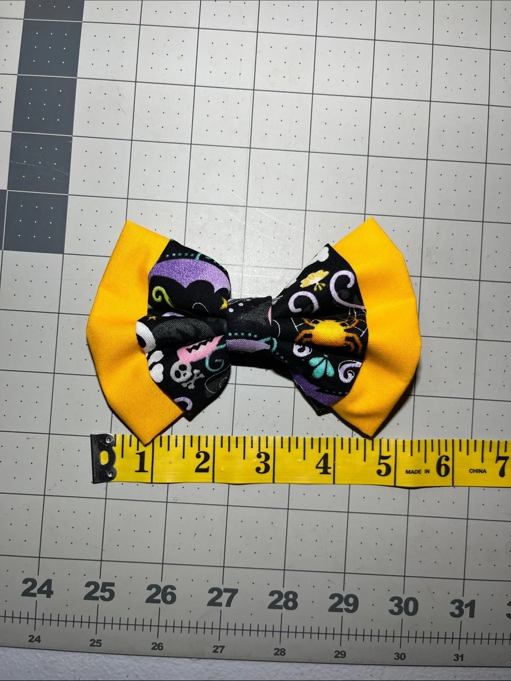 Kids Halloween Print Hair Bow - Yellow & Black